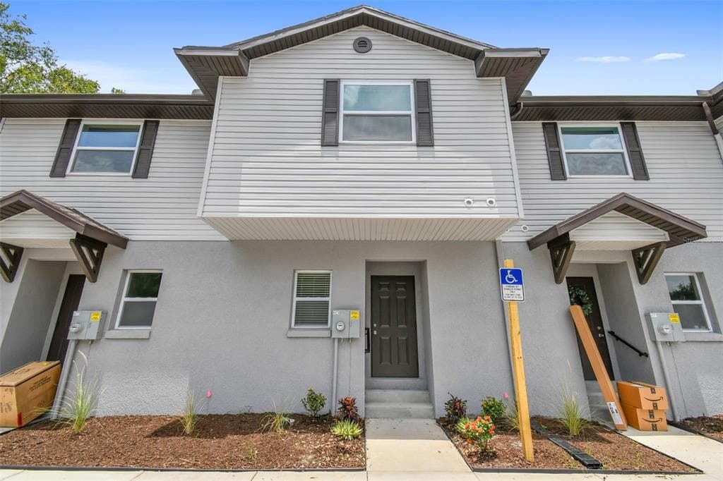 4473 HAR PAUL CIRCLE TAMPA, FL 33614