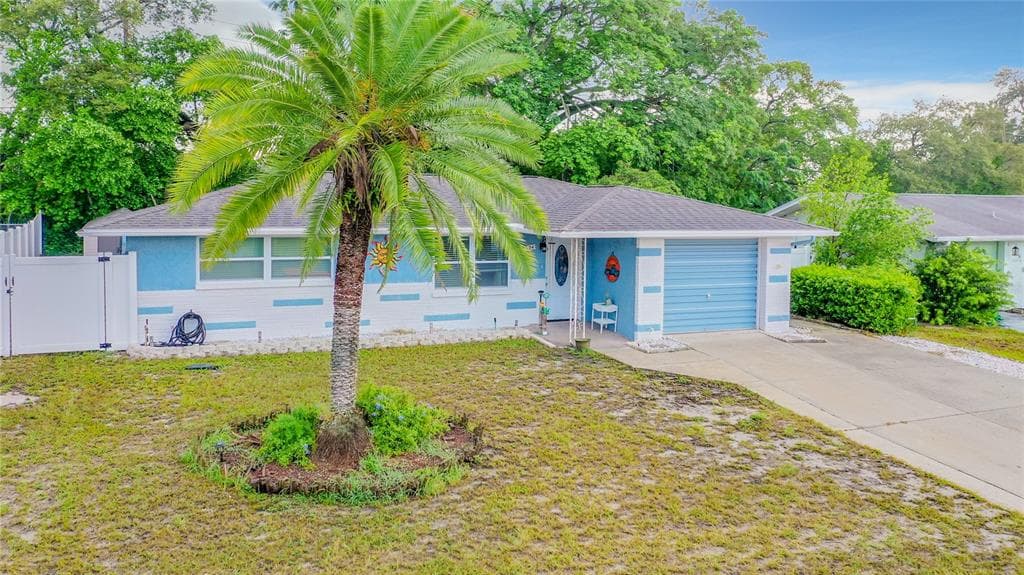10524 LABURNUM DRIVE PORT RICHEY, FL 34668