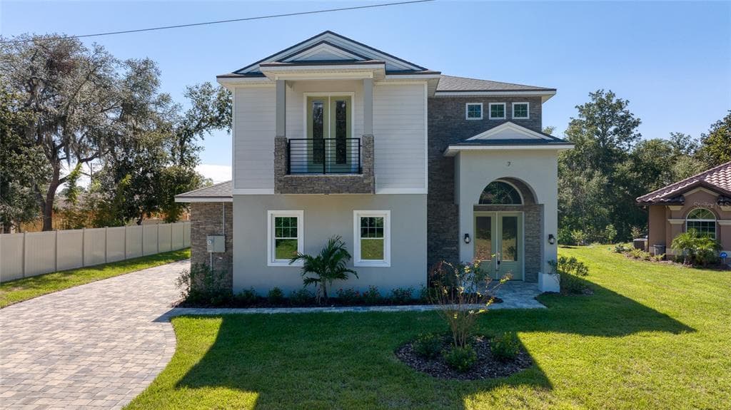 7 FULTON PLACE PALM COAST, FL 32137