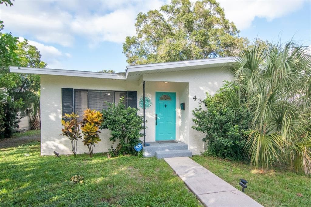 4325 5TH AVENUE S ST PETERSBURG, FL 33711
