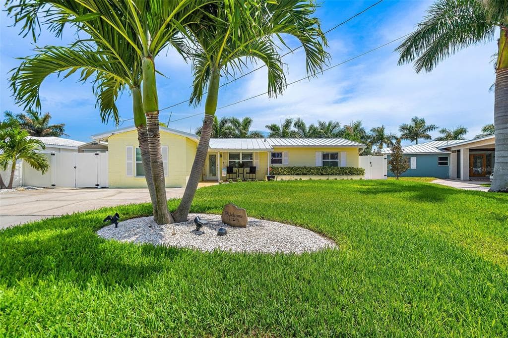 7984 1ST AVENUE S ST PETERSBURG, FL 33707