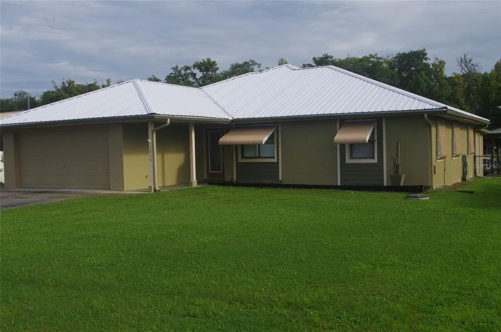 1614 PARADISE LANE ASTOR, FL 32102