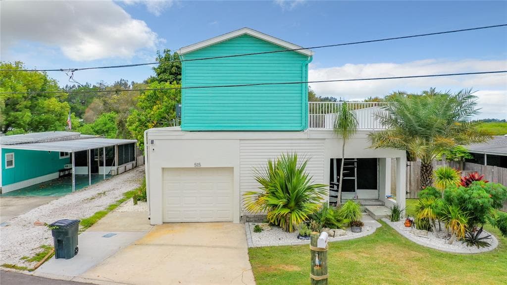 515 RIVERVIEW LANE TARPON SPRINGS, FL 34689