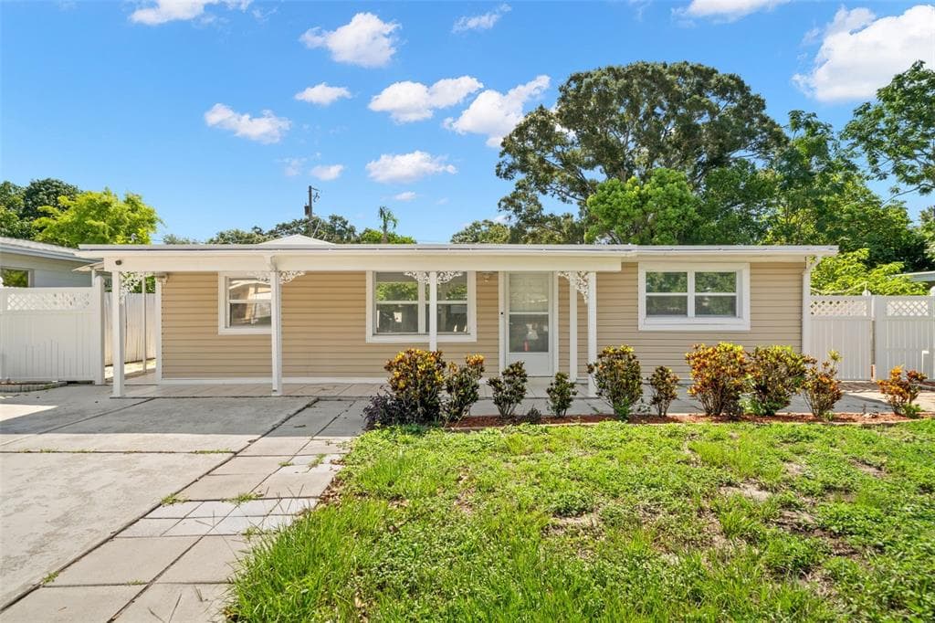 10957 109TH LN LARGO, FL 33778