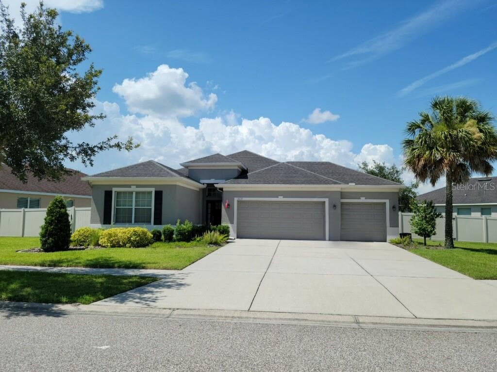 11133 WEMBLEY LANDING DRIVE LITHIA, FL 33547
