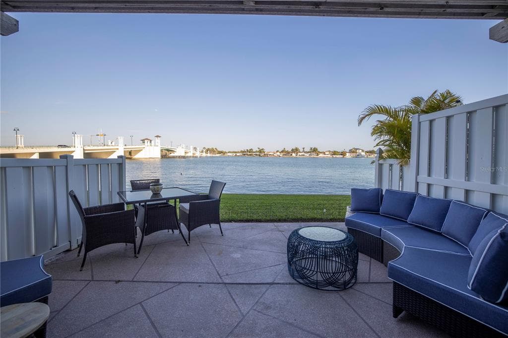 500 TREASURE ISLAND CAUSEWAY UNIT 109