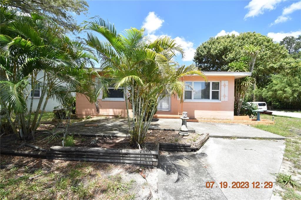2434 18TH STREET N ST PETERSBURG, FL 33713