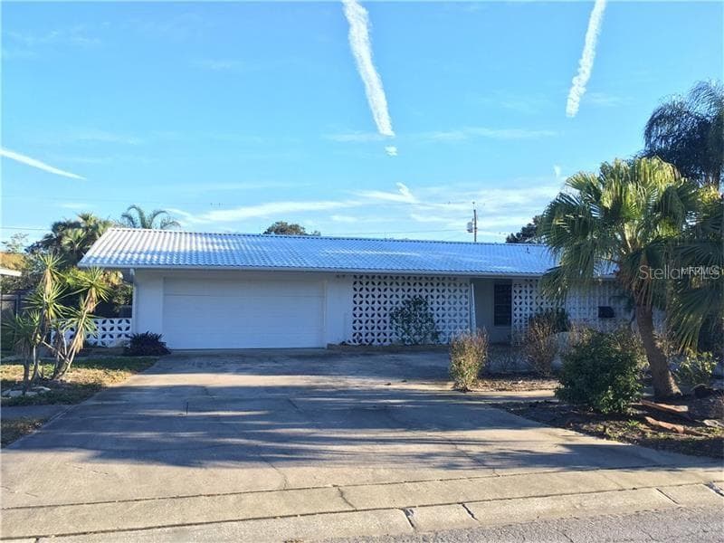 1687 WOODRIDGE DRIVE CLEARWATER, FL 33756