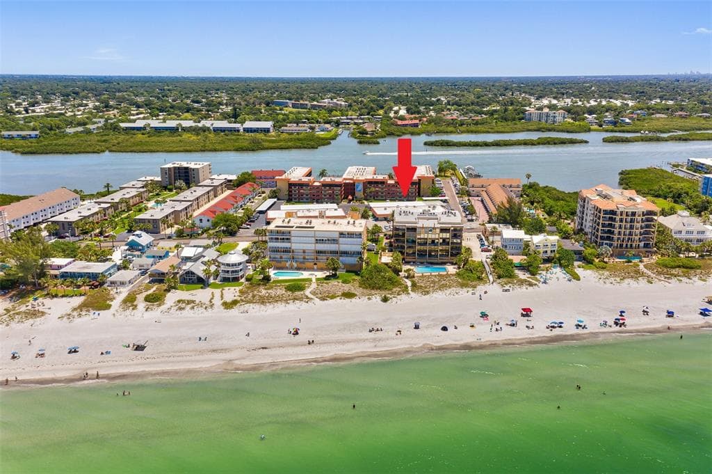 19701 GULF BOULEVARD UNIT 125 INDIAN SHORES, FL 33785