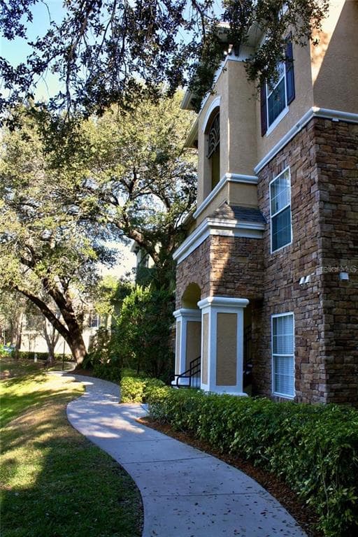 10029 COURTNEY PALMS BOULEVARD UNIT 202 TAMPA, FL 33619