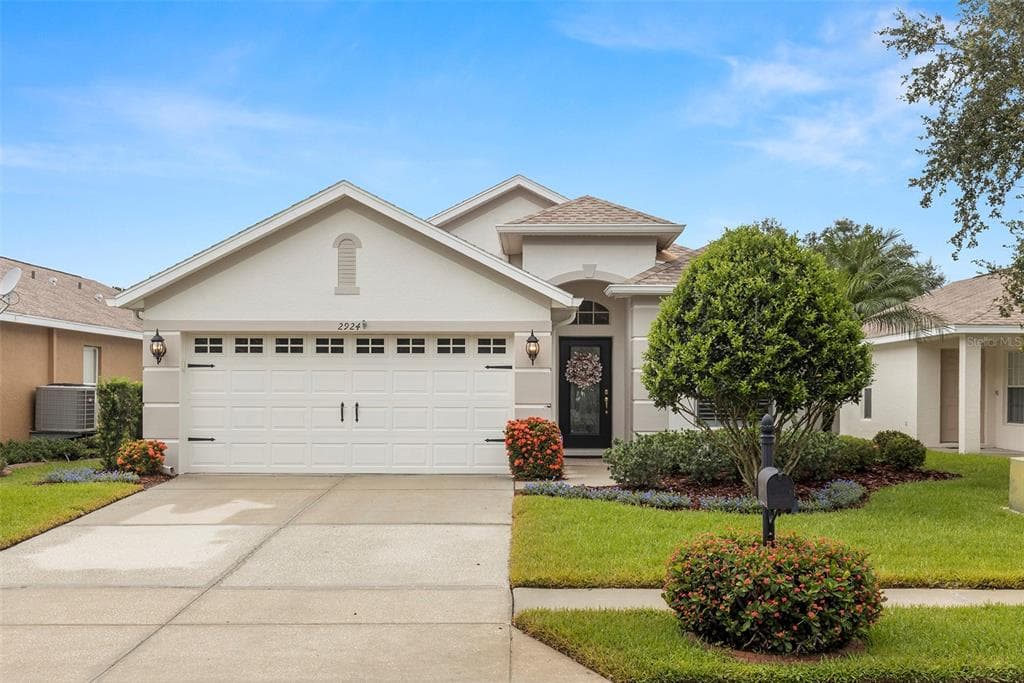 2924 BANYAN HILL LANE LAND O LAKES, FL 34639
