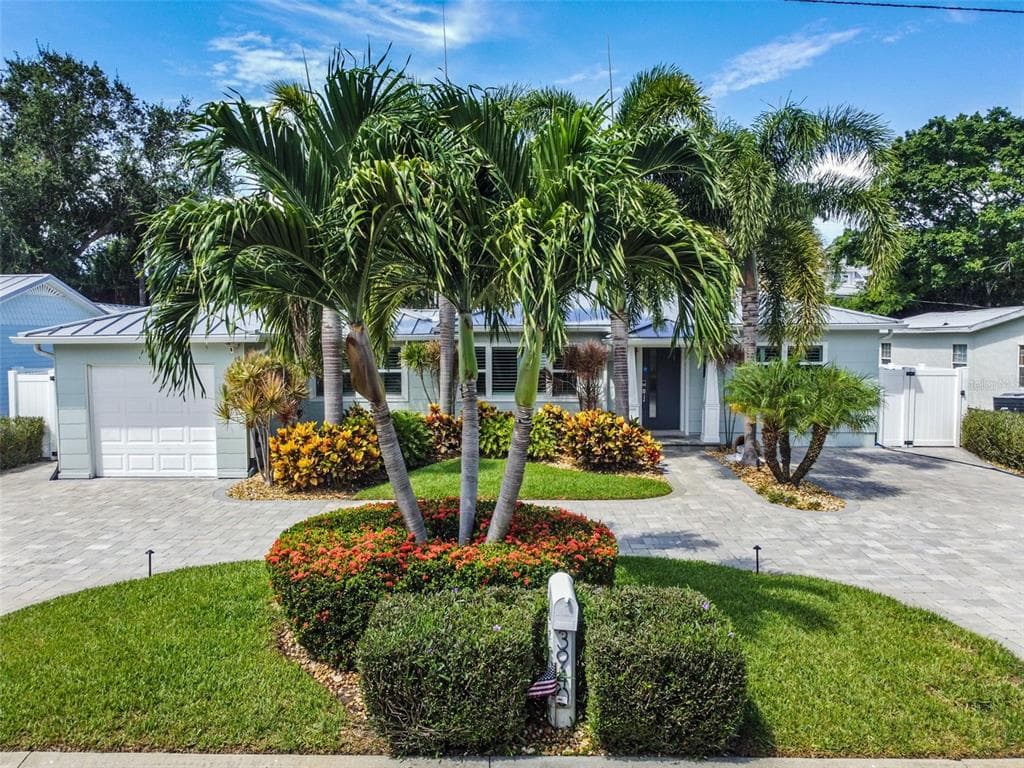 3940 OLEANDER WAY ST PETE BEACH, FL 33706