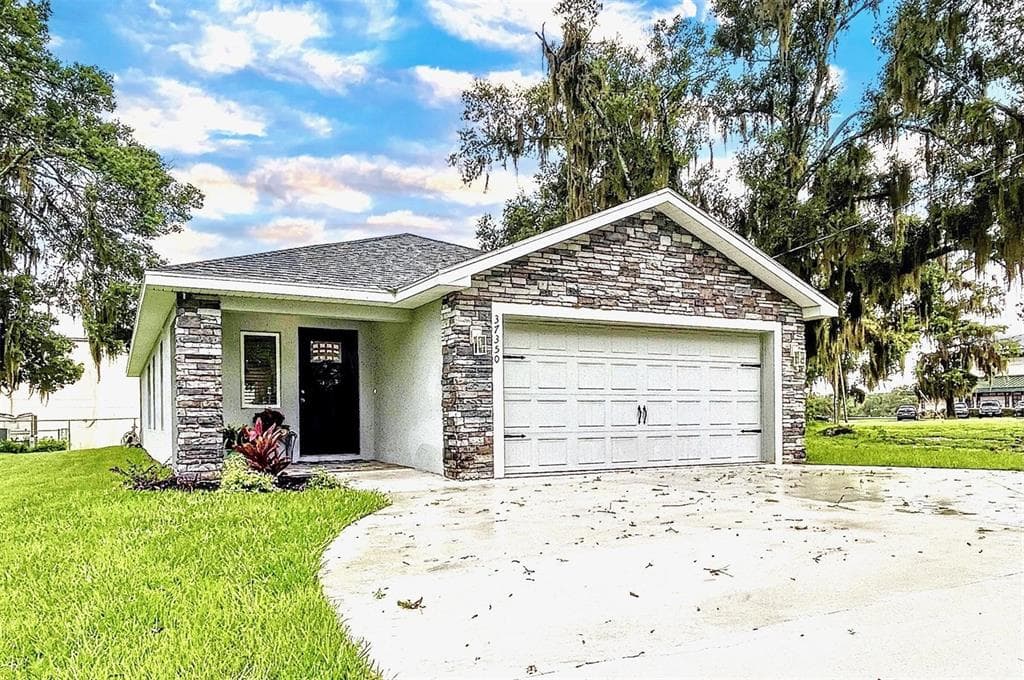 37350 HOWARD AVE DADE CITY, FL 33525