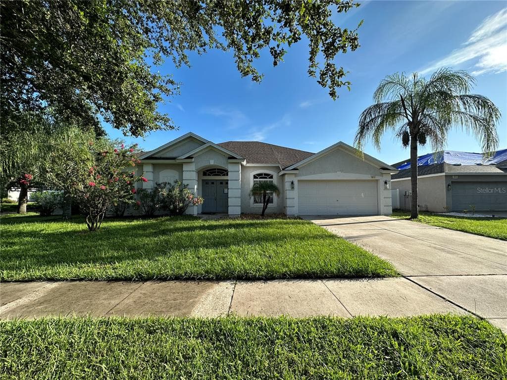 2012 HEARTLAND CIRCLE VALRICO, FL 33594