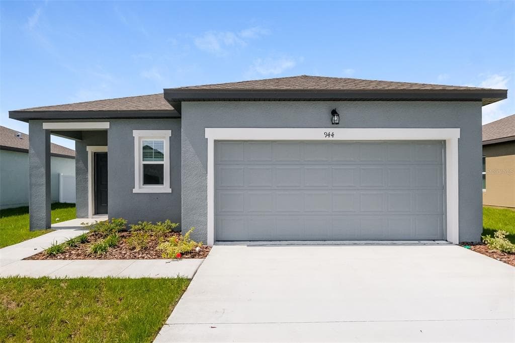 944 RIBBON GRASS LOOP RUSKIN, FL 33570