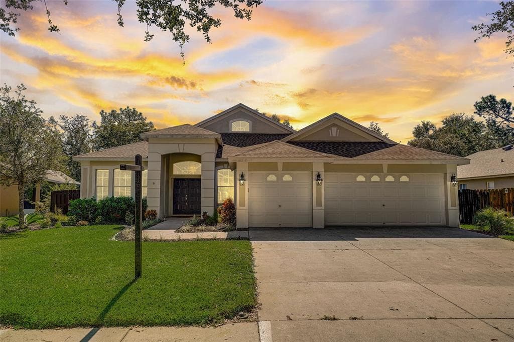 9642 GREENBANK DRIVE RIVERVIEW, FL 33569