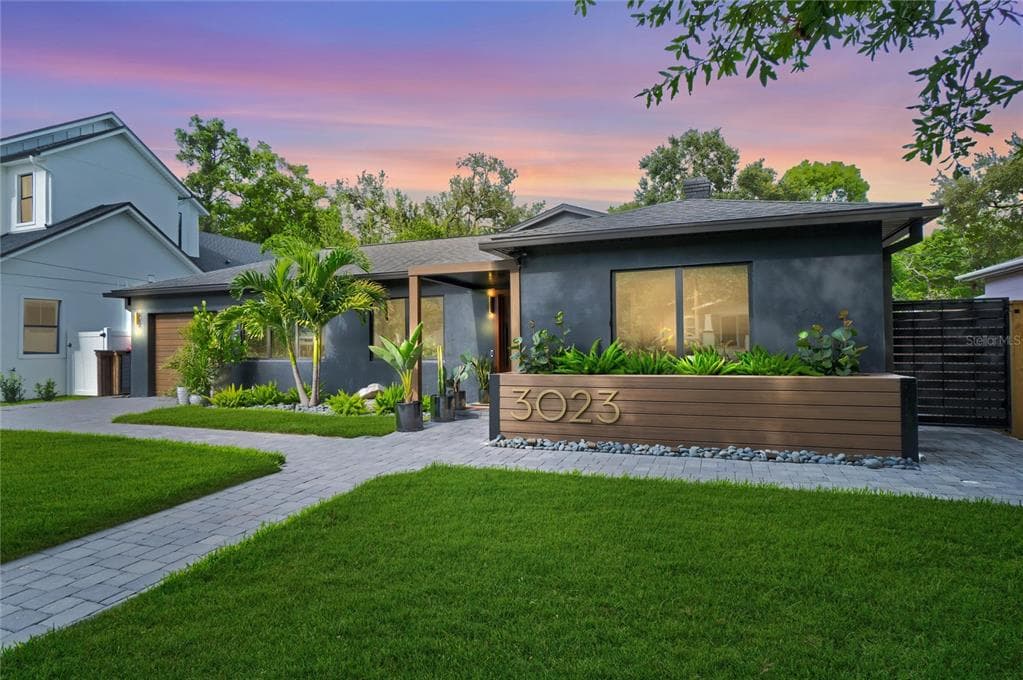 3023 HELEN AVENUE ORLANDO, FL 32804