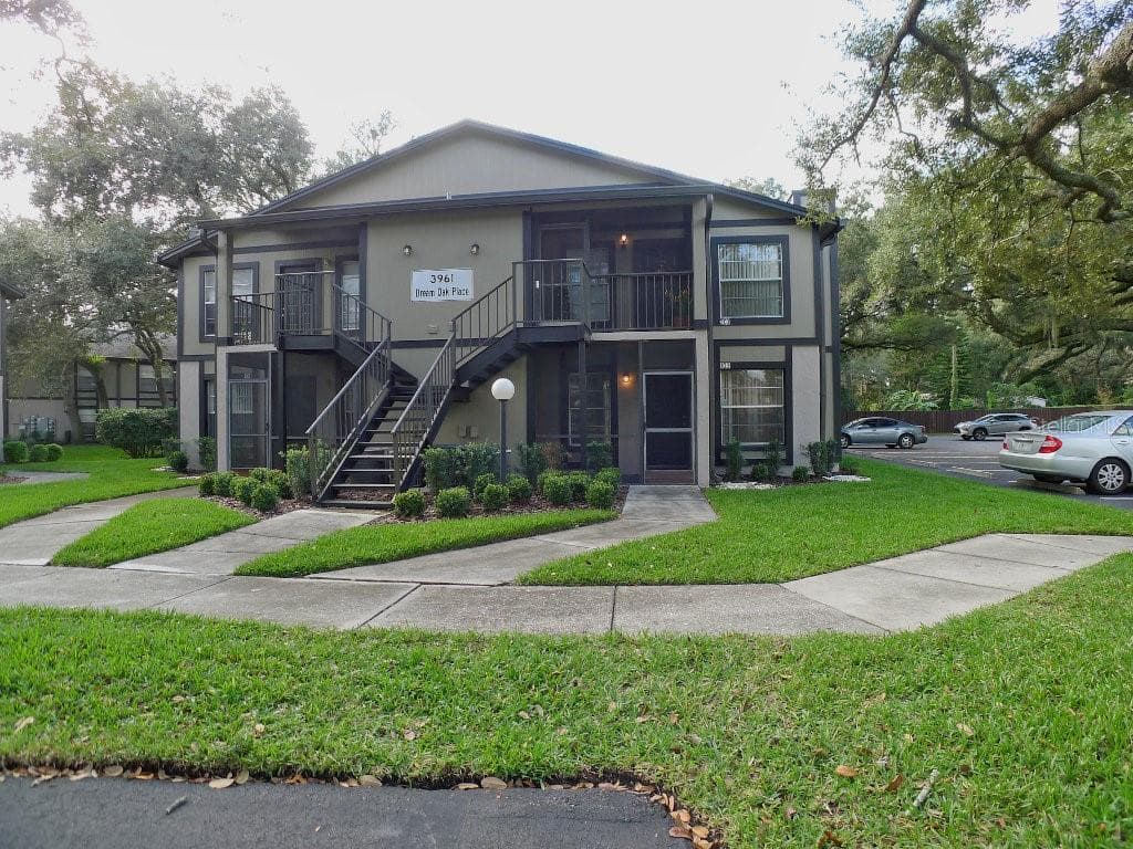 3961 DREAM OAK PLACE UNIT 103 TAMPA, FL 33613