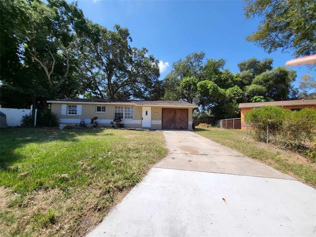 8300 70TH STREET N PINELLAS PARK, FL 33781