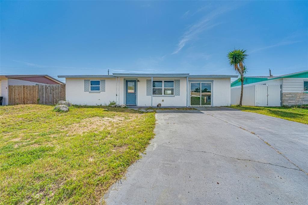 1517 LANDAU STREET HOLIDAY, FL 34690
