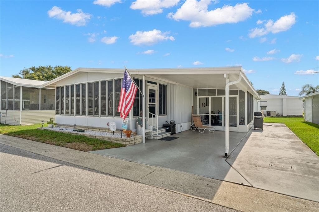 338 CANAL WAY OLDSMAR, FL 34677