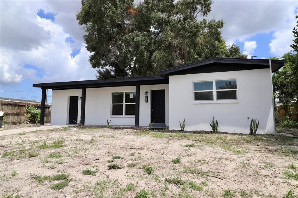 4519 W KNOLLWOOD STREET TAMPA, FL 33614