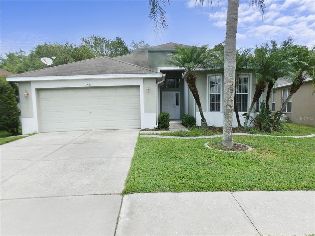4624 MAPLETREE LOOP WESLEY CHAPEL, FL 33544