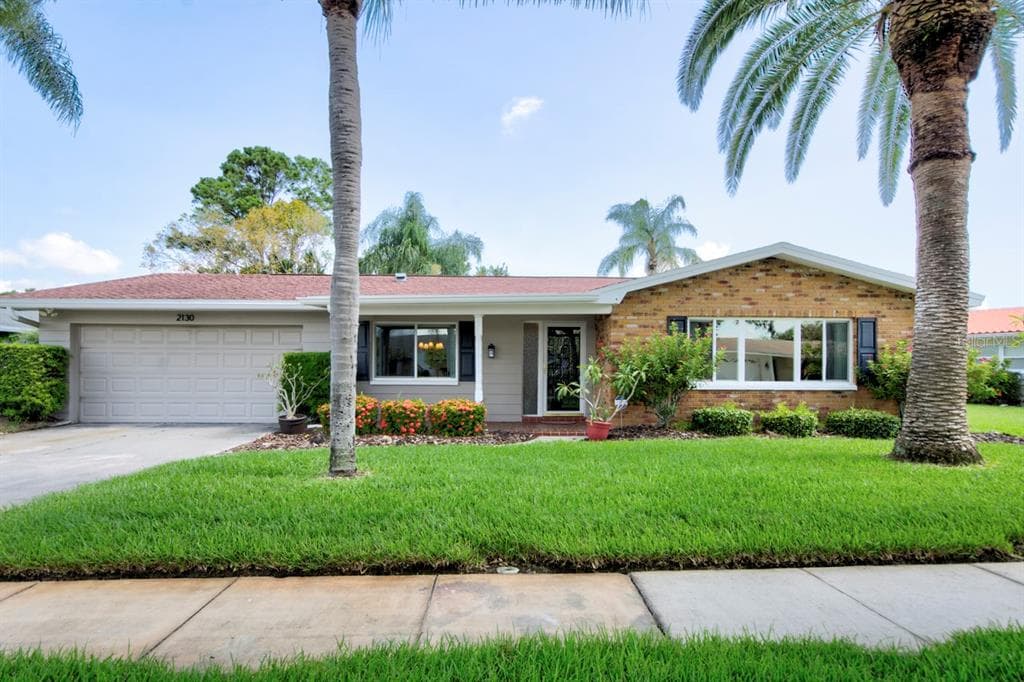 2130 SANDPIPER DRIVE