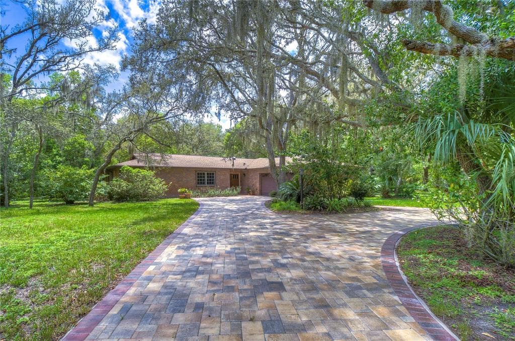 6336 SUMMERFIELD LOOP