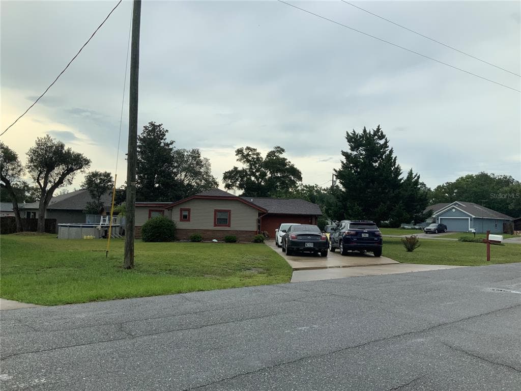 2275 DEBORAH DRIVE SPRING HILL, FL 34609