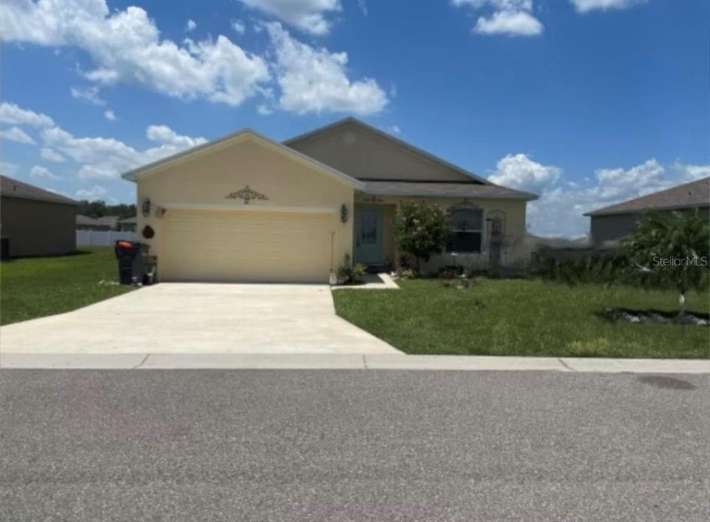181 SOLIS DRIVE WINTER HAVEN, FL 33880
