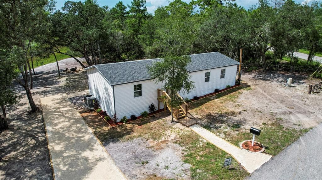 9595 ROUND LAKE DRIVE WEEKI WACHEE, FL 34613