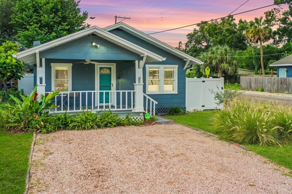 212 W NORTH BAY STREET TAMPA, FL 33603