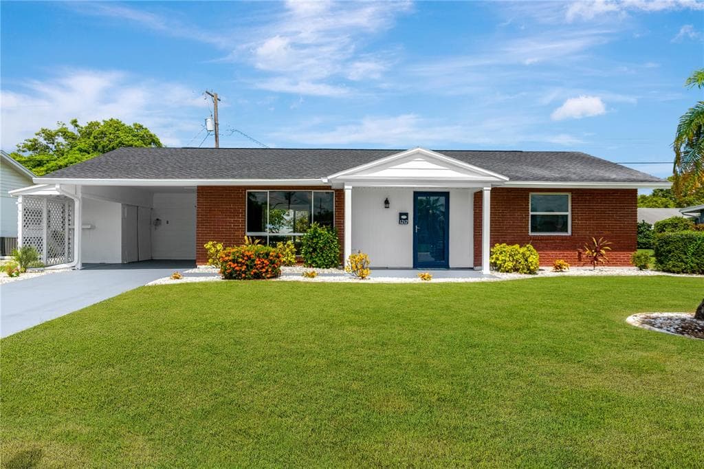 1212 VALLEY FORGE BOULEVARD SUN CITY CENTER, FL 33573