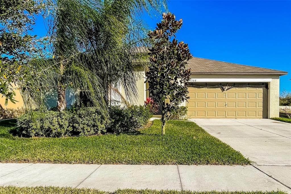 15708 CHARR ISLAND STREET SUN CITY CENTER, FL 33573