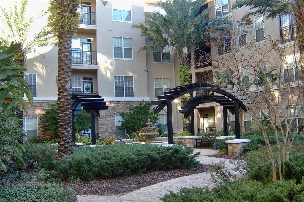 4221 W SPRUCE STREET UNIT 2133 TAMPA, FL 33607