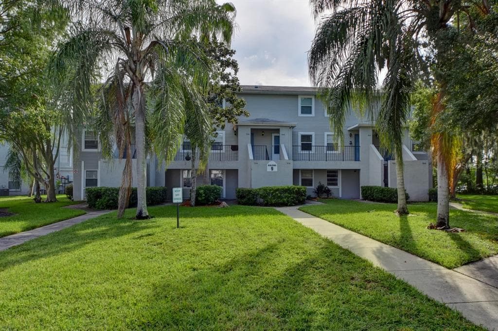 7234 E BANK DRIVE UNIT 7234 TAMPA, FL 33617
