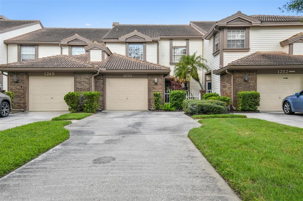 1250 CLAYS TRAIL UNIT 1250 OLDSMAR, FL 34677