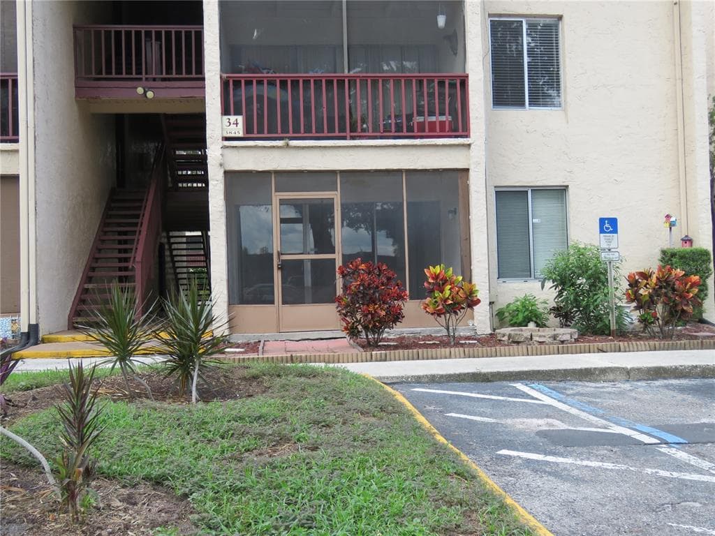 3845 S LAKE DRIVE UNIT 186 TAMPA, FL 33614