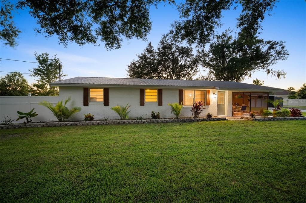 18308 BOYETTE ROAD