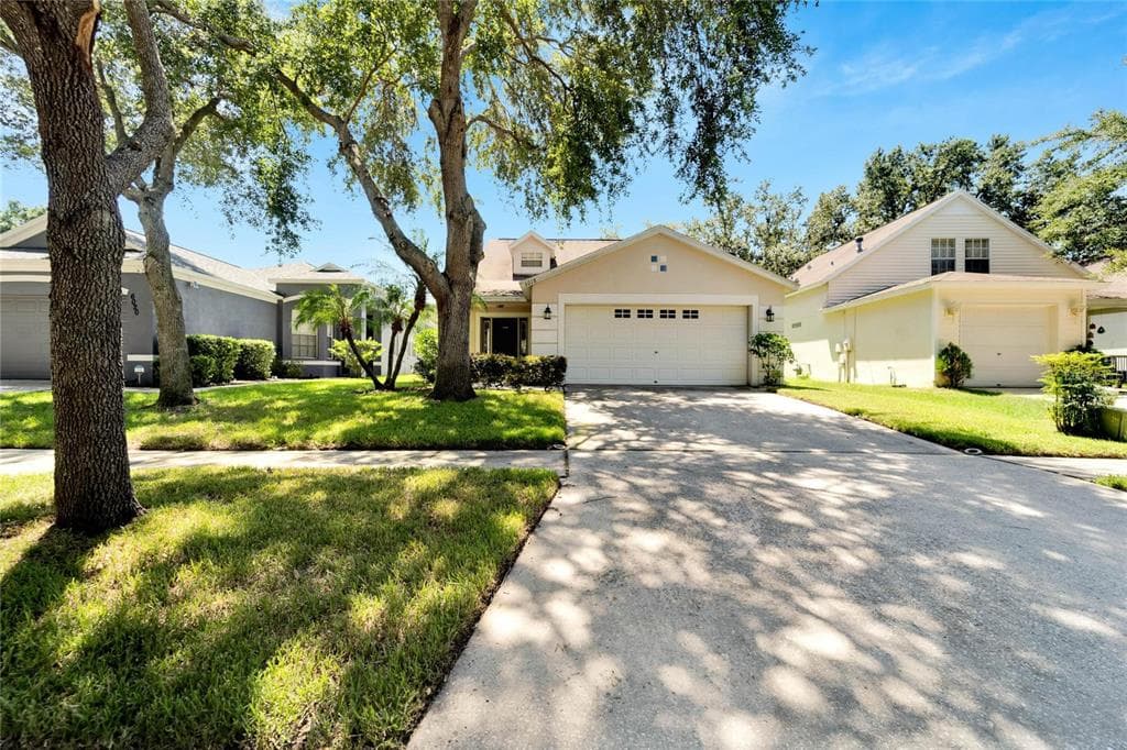 6018 KITERIDGE DRIVE LITHIA, FL 33547
