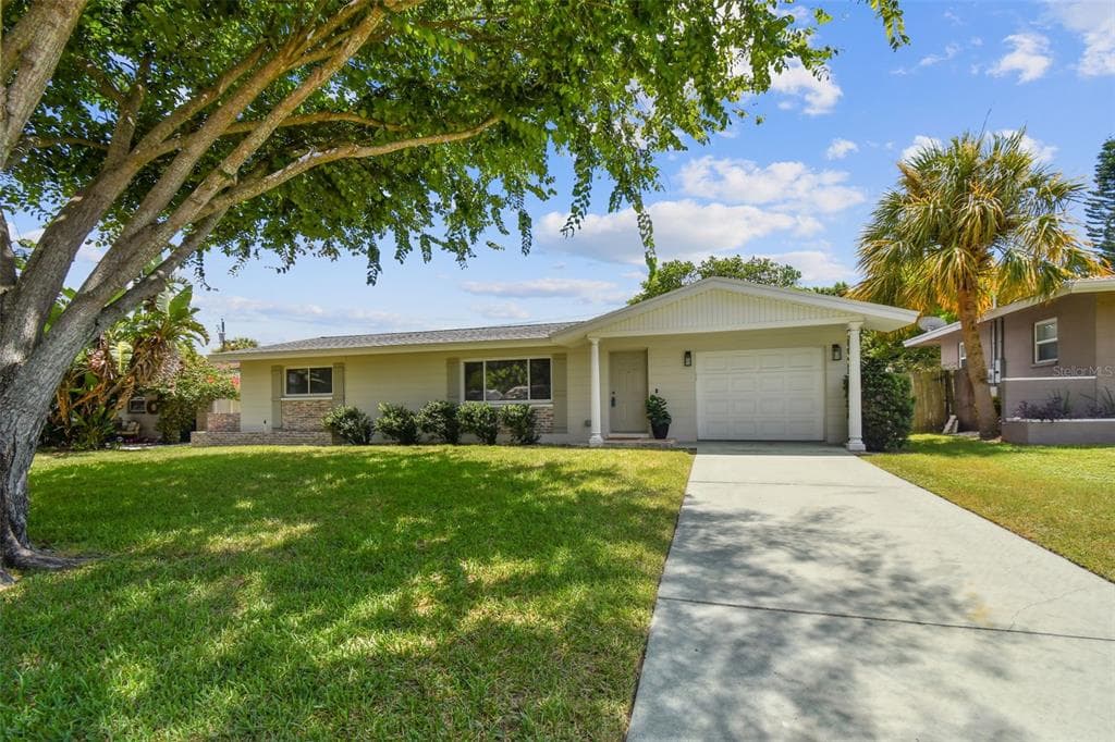 11410 81ST PLACE SEMINOLE, FL 33772