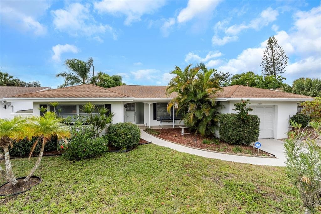 11038 87TH AVENUE N SEMINOLE, FL 33772