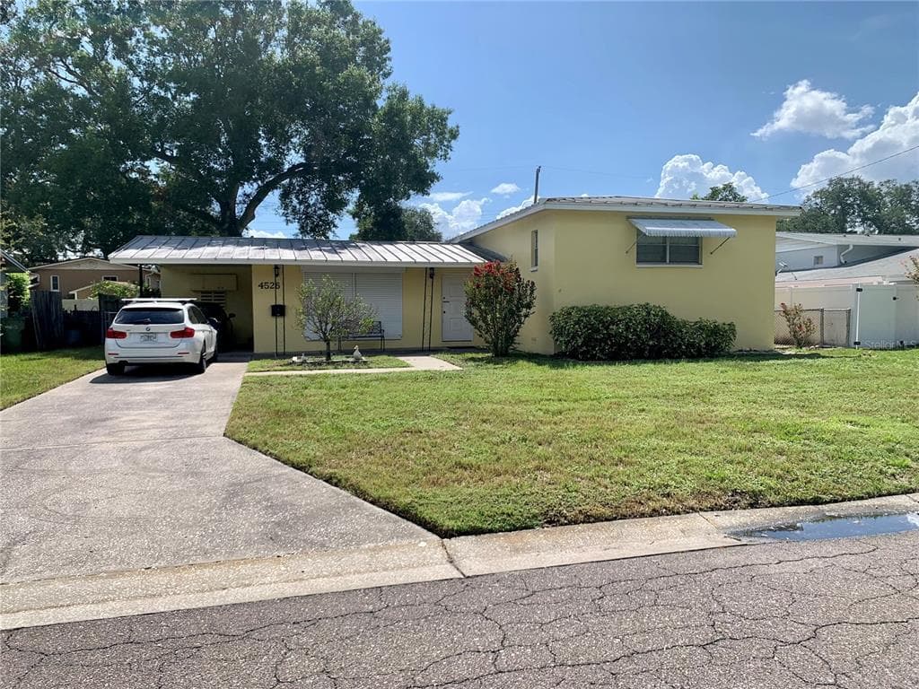 4526 S HESPERIDES STREET TAMPA, FL 33611
