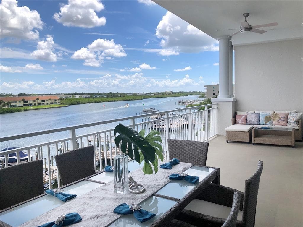 20001 GULF BOULEVARD UNIT 403