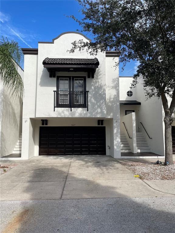 3627 BAY HEIGHTS WAY TAMPA, FL 33611