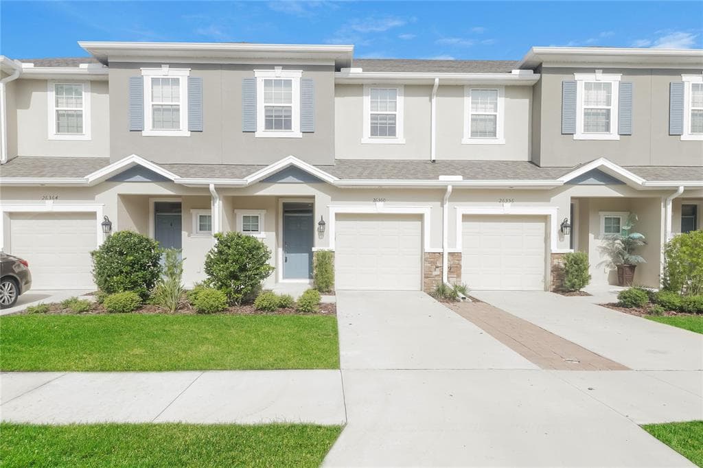 26360 LIMESTONE SPRINGS WAY WESLEY CHAPEL, FL 33544
