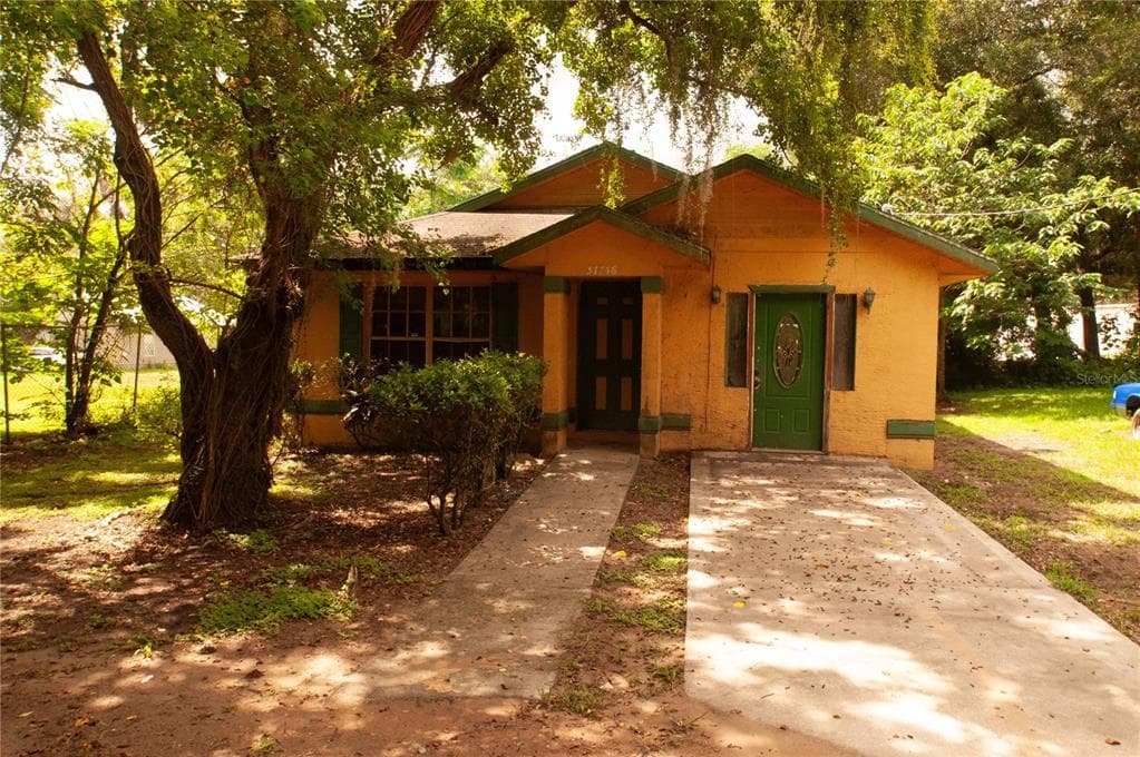 37745 WALKER ALLEY DADE CITY, FL 33523