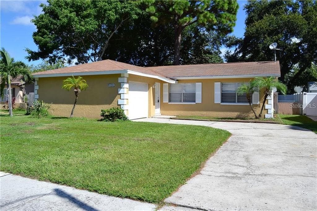 9435 JOEL DRIVE SEMINOLE, FL 33777