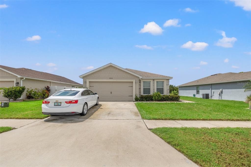 34842 HIGHBURY LANE ZEPHYRHILLS, FL 33541